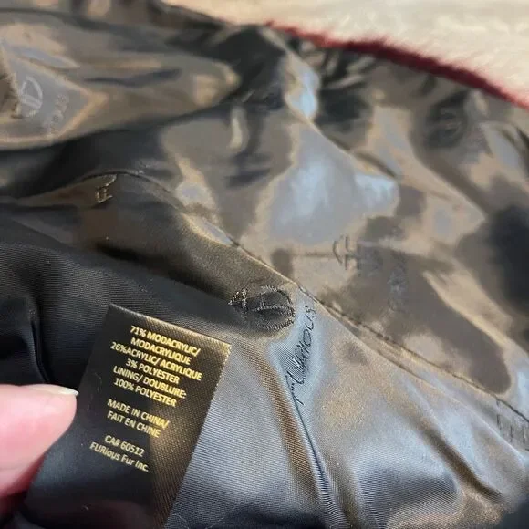 FURIOUS FUR
Deep Pocket Vest. - Picture 4 of 5